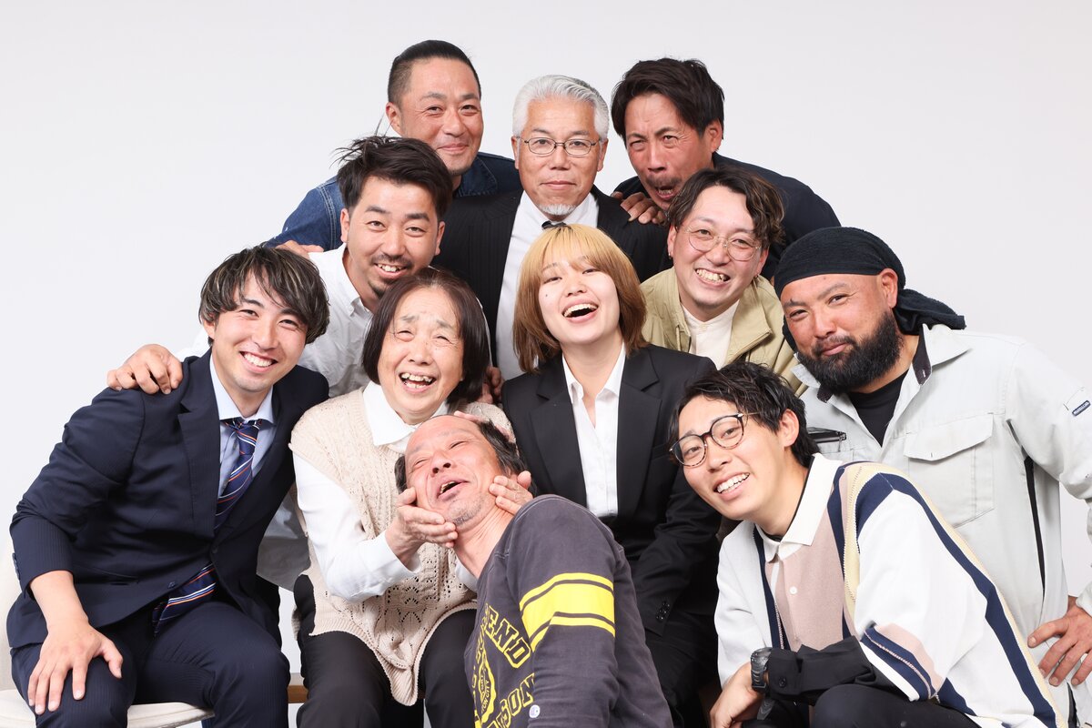 社員の顔写真