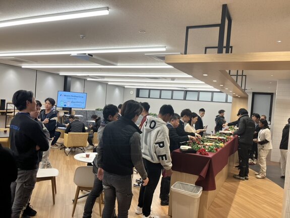 ミライリスホールディングス20歳のお祝い会を実施しました♪