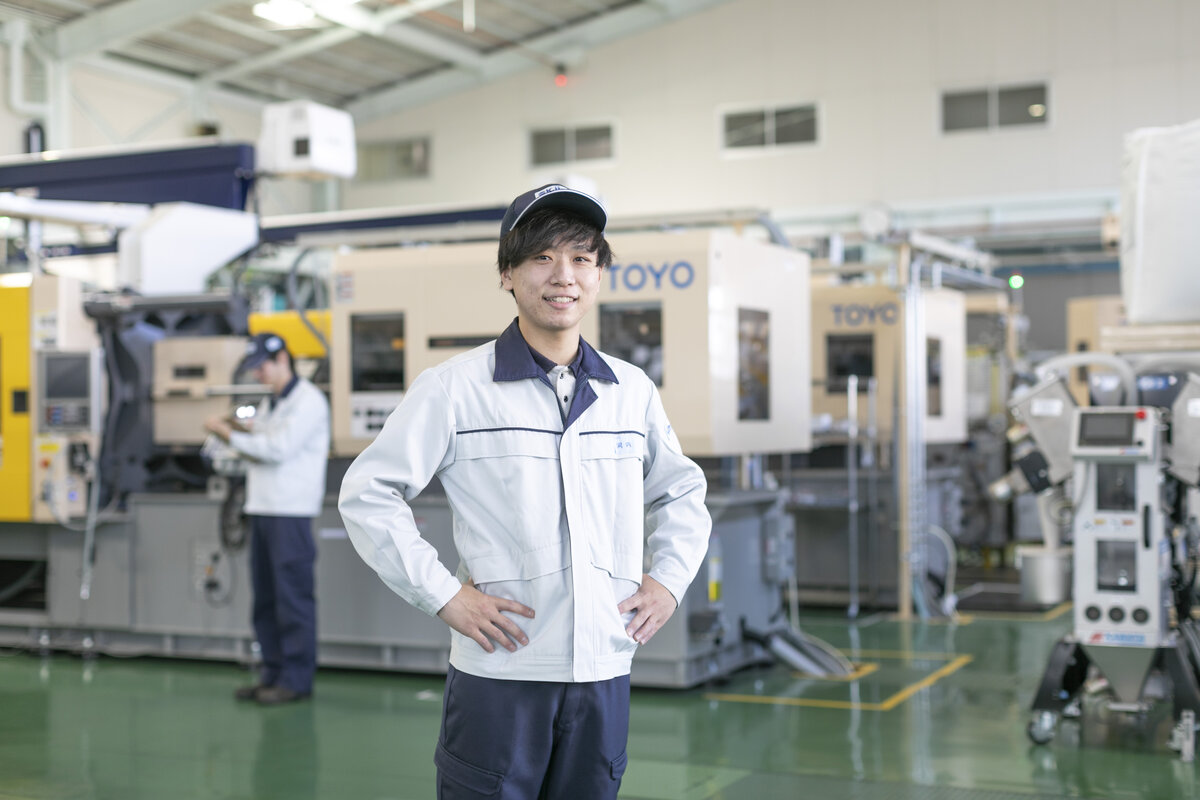 東和ブロー株式会社